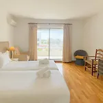 Poolside Bliss T1 Hsr Vilamarina Apartament *